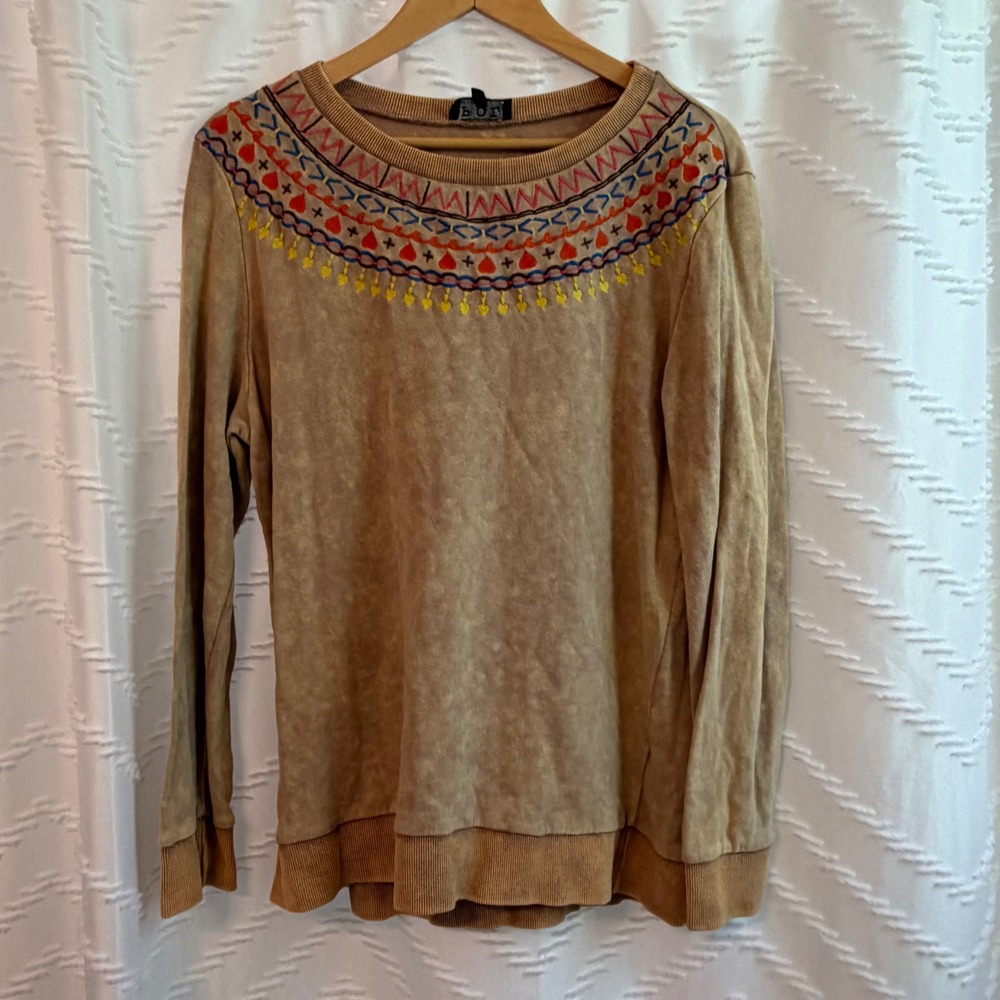POL Tan Mineral Wash Embroidered Heart Crew Neck Sweatshirt Womens Large Boho